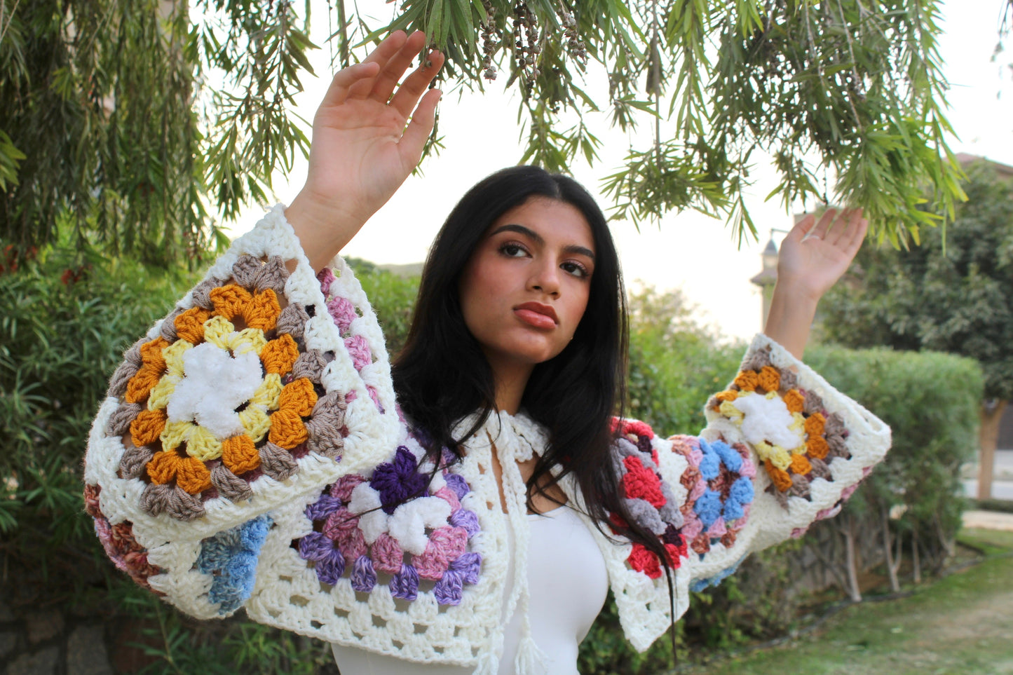 Suna’s Crochet Pattern Cropped Cardigan